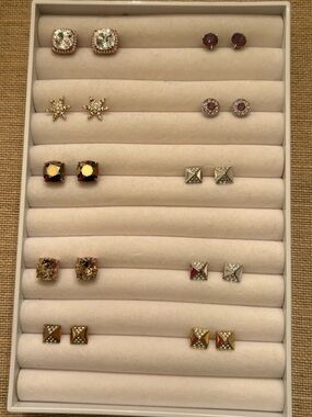 Origami Owl Earrings 🩵